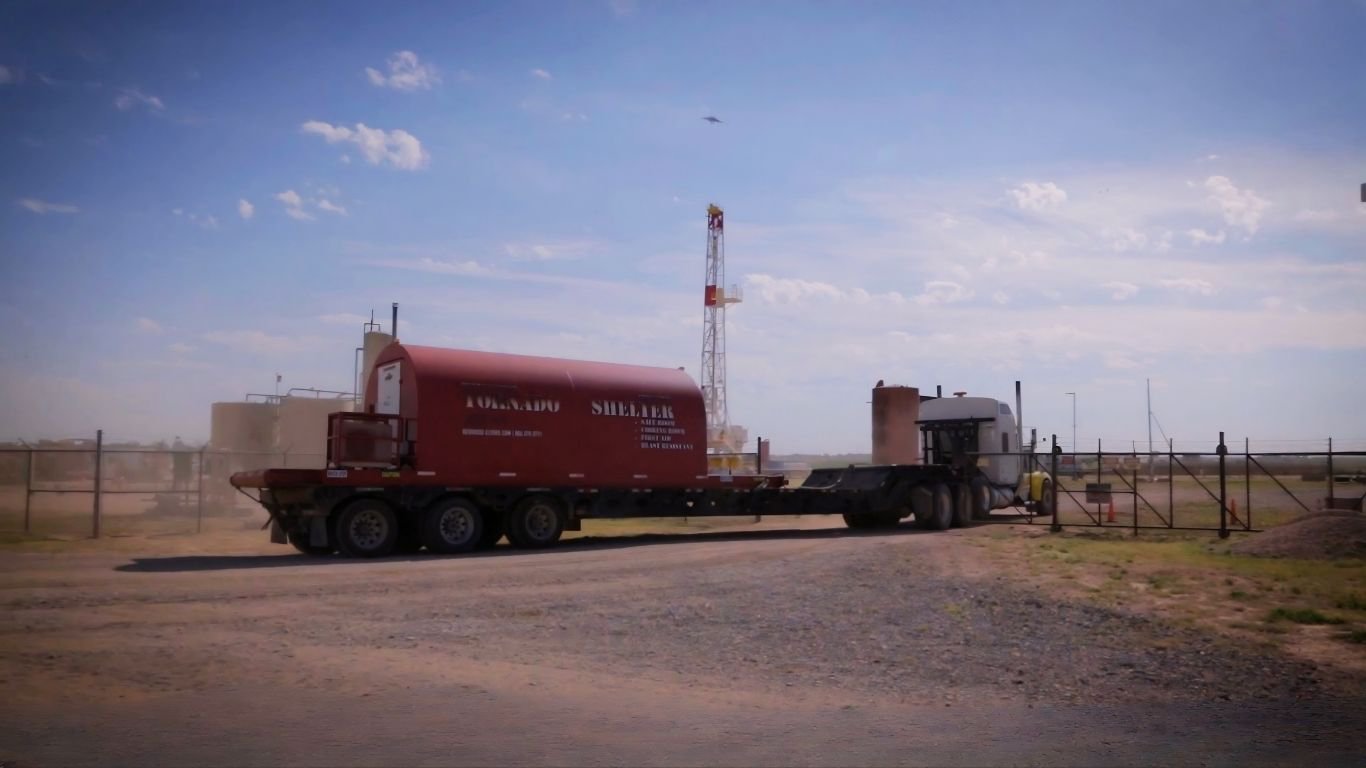 The Role of Mobile Shelters in Data Center Infrastructure Management